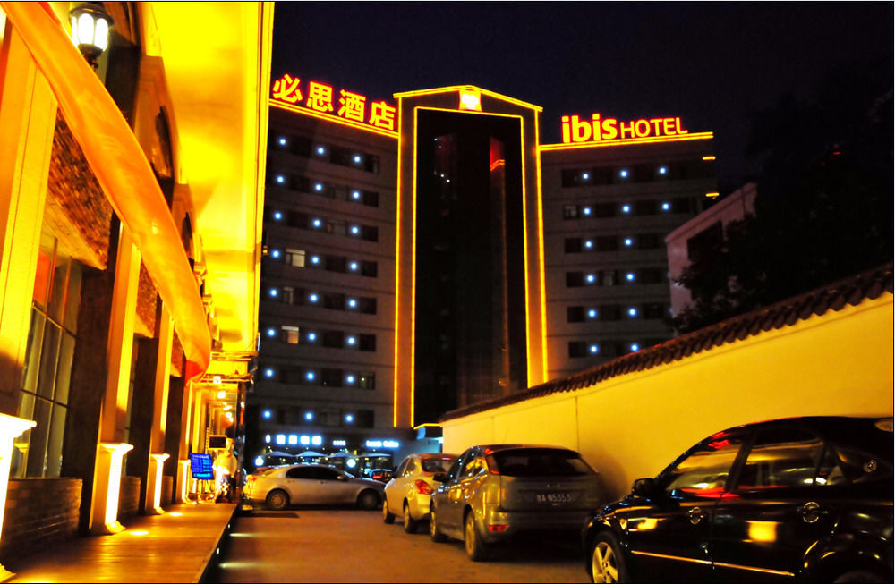 Ibis Lanzhou Zhangye Road Exterior photo